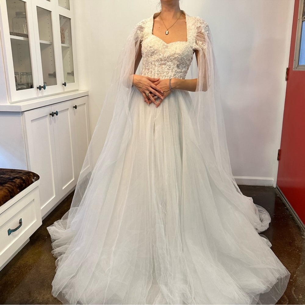 Tarik Ediz Ivory Lace Bridal Dress